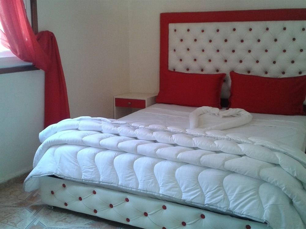 Hotel School Ersat Azrou Exterior foto